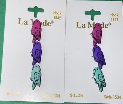 (6) NEW 3/4  La MODE PARROT MULTI-COLOR PLASTIC SHANK BUTTONS 2-CARD LOT-T2