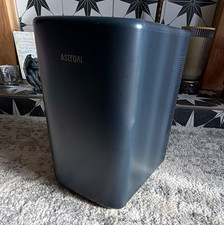Mini Fridge AstroAI Table Top Single Door Black (Barley used)