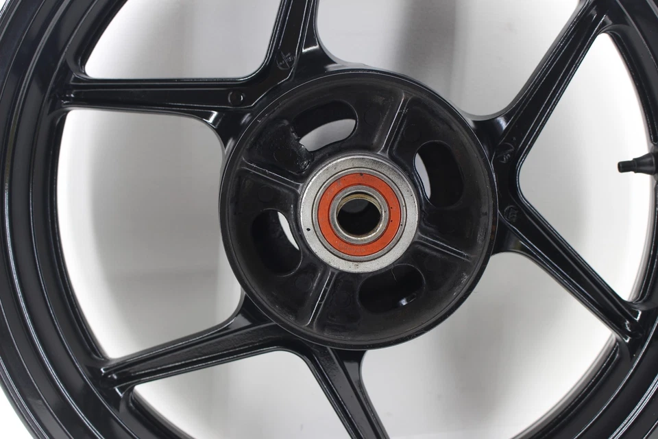 Kawasaki Ninja ZX6R ZX600P 2007 OEM llanta trasera recta  Foto 2 de 4