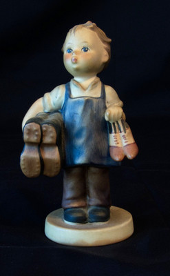 Vintage Goebel Hummel figurine ''Boots'' TMK-3 #143/0