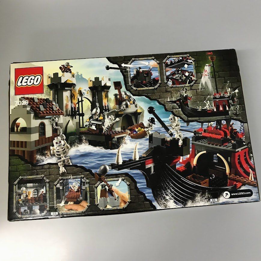 LEGO Castle Fantasy Era Skeleton Ship Attack 7029 In 2007 New