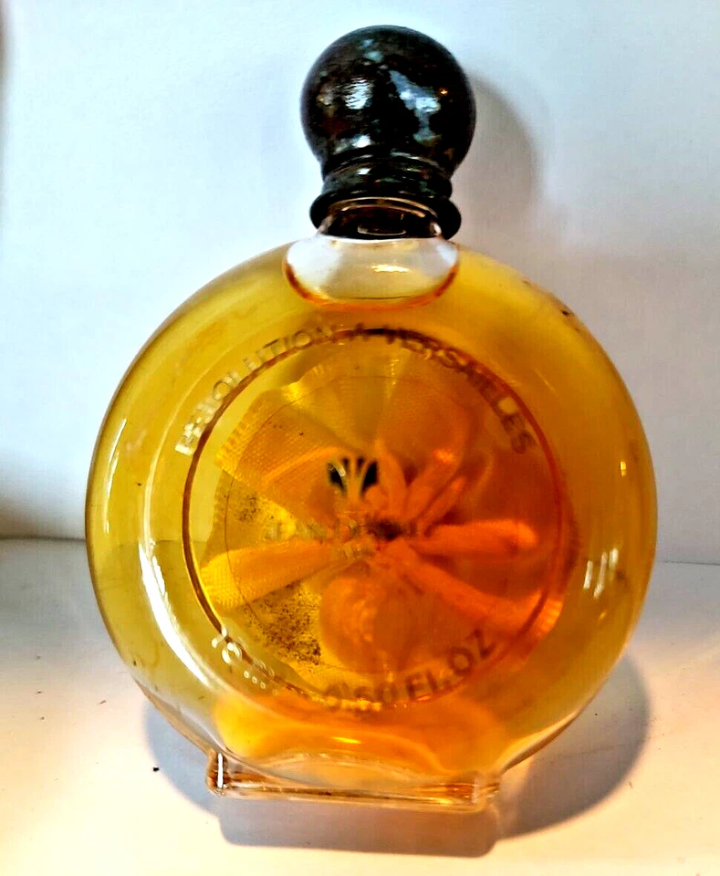 Revolution A Versailles .50FL OZ/15 ML EAU DE PARFUM CONC. CAJA DAM Jean Desprez Foto 4 de 4