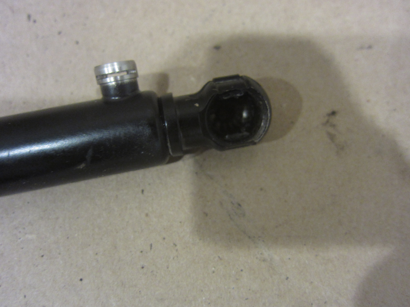 Ferrari California LH Tonneau Cover Piston / Ram For Convertible Top  # 81860800