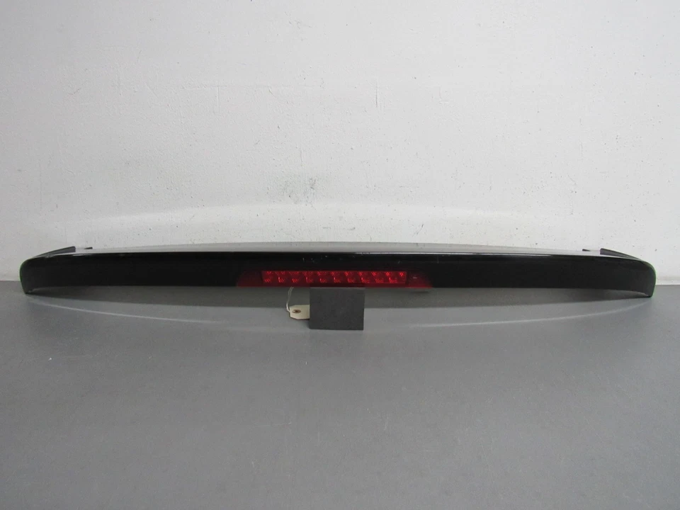 2010 2011 2012 HYUNDAI TUCSON REAR SPIOLER WING OEM WITH 3RD BRACKE LIGHT OEM - Imagem 3 de 4