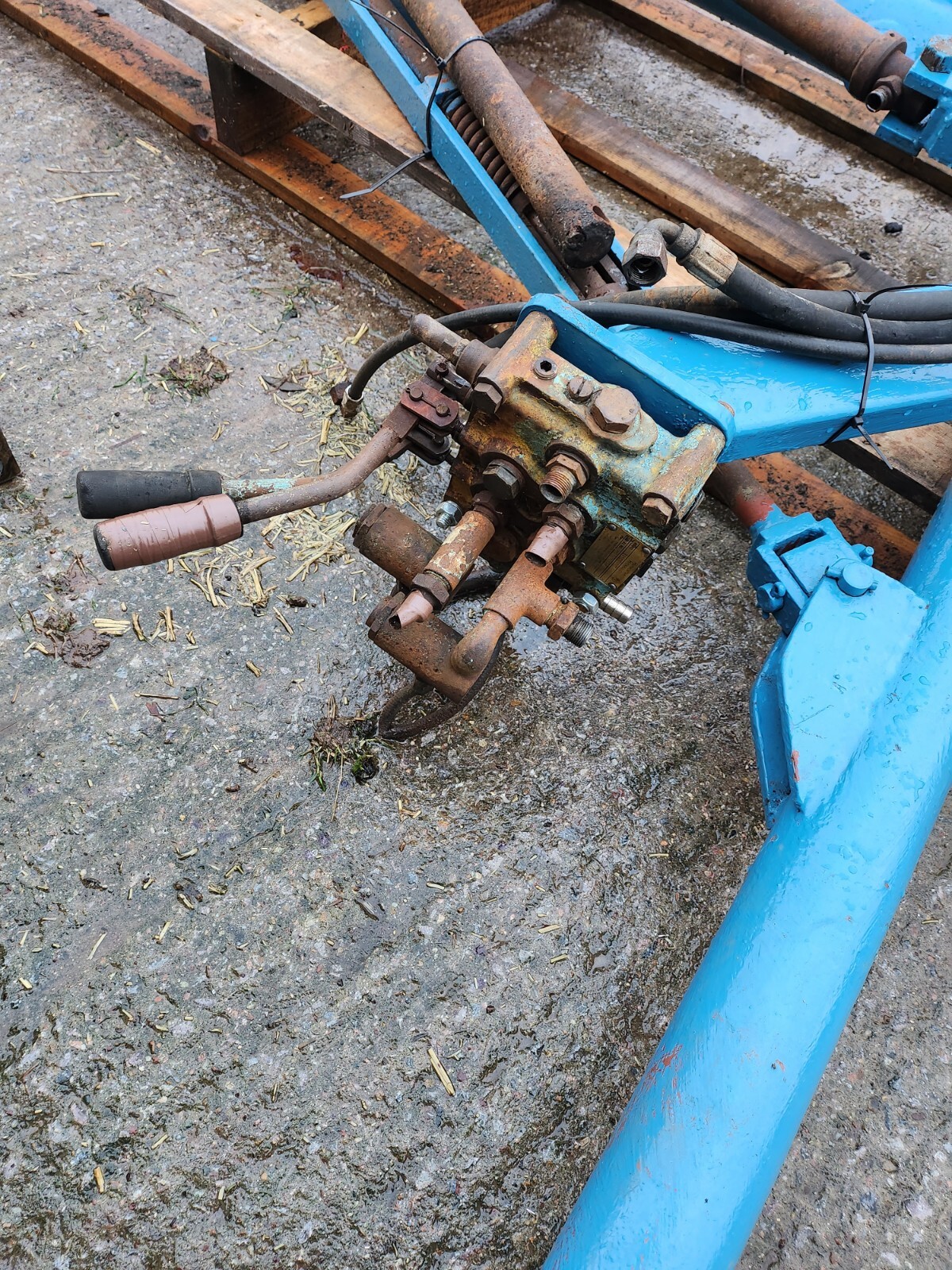 Tractor Hedge Cutter, Twose Mid Mounted Finger Bar eBay