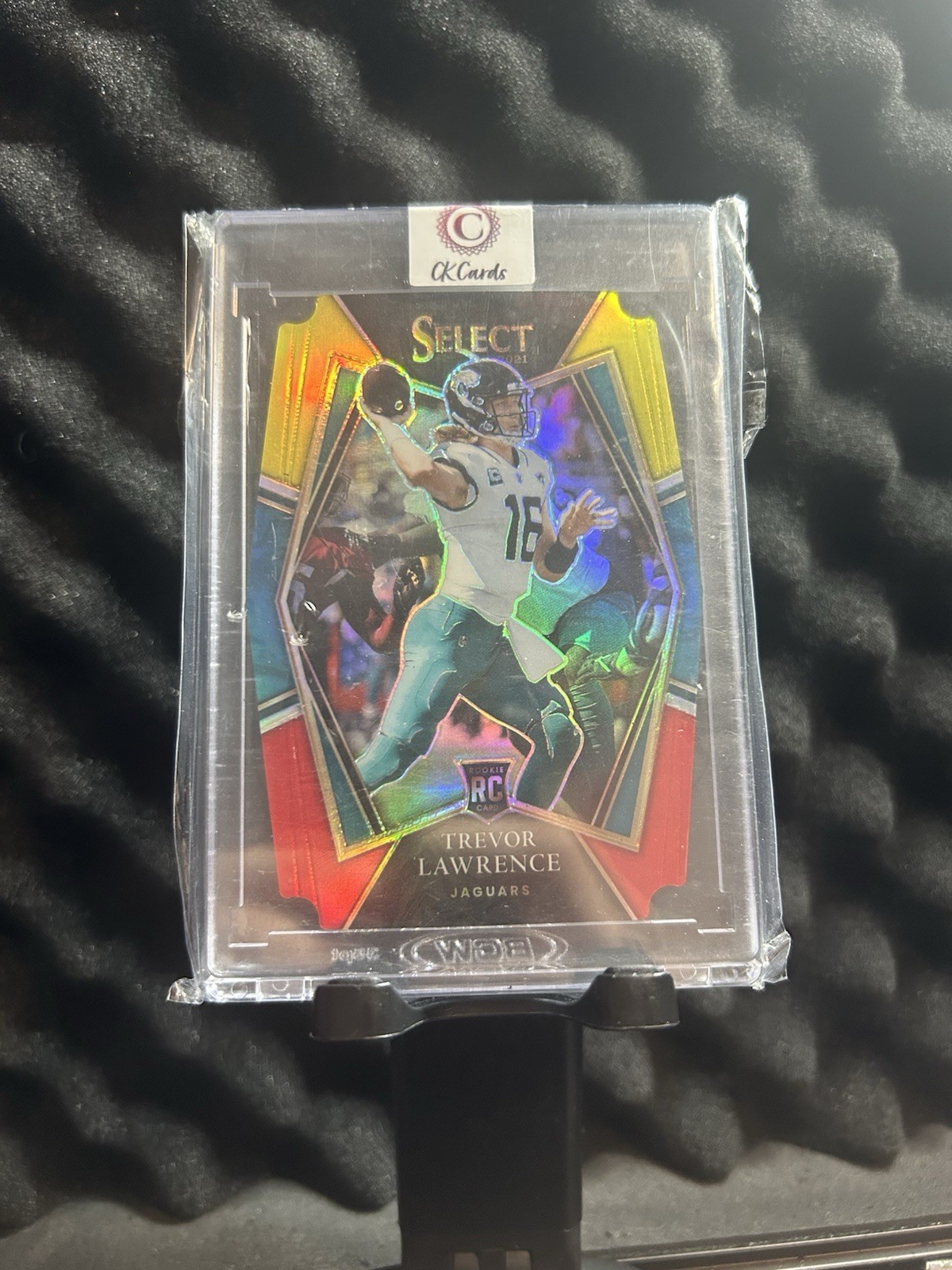 2021 Panini Select Premier Level Trevor Lawrence Red & Yellow Prizm Die-Cut (RC)