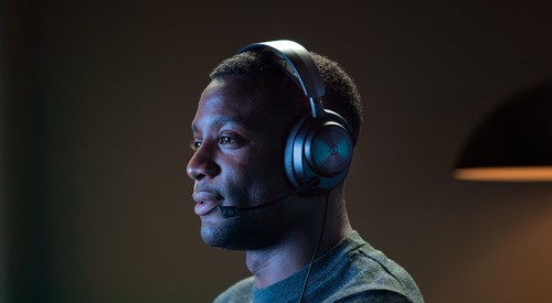 SteelSeries Arctis Nova Pro High-Res Gaming Headset - PC, PS5/PS4 & Switch - Afbeelding 6 van 8