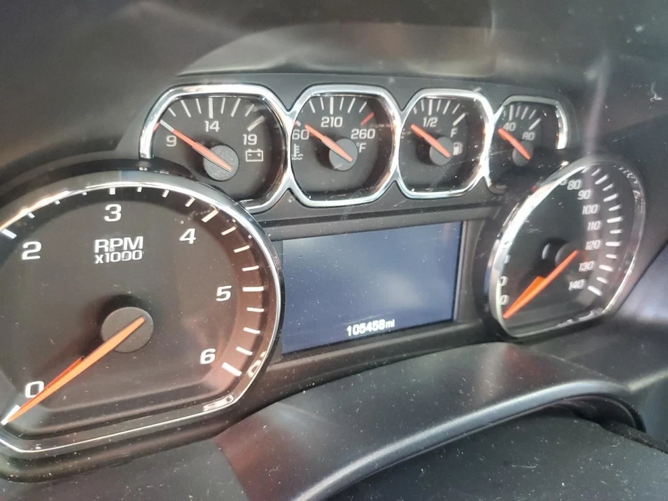 2014-2015 Chevrolet Silverado 1500 Driver Headlight Assembly OEM Used 3707968 - Image 4 of 4