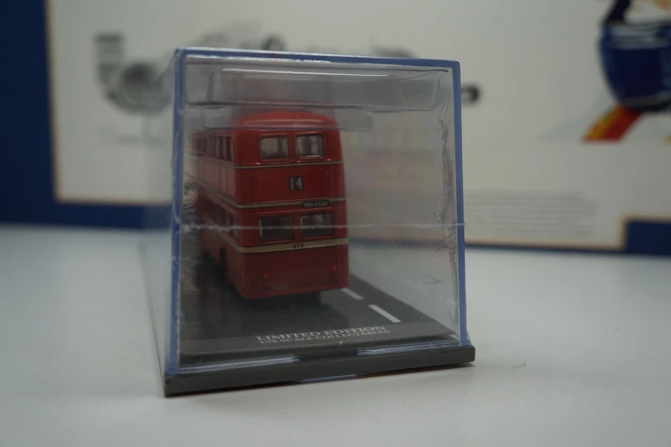 CORGI OMNIBUS - DAIMLER CVG6 - EAST LANCS  HUDDERSFIELD - 1/76 SCALE 00 GAUGE - Image 4 of 4