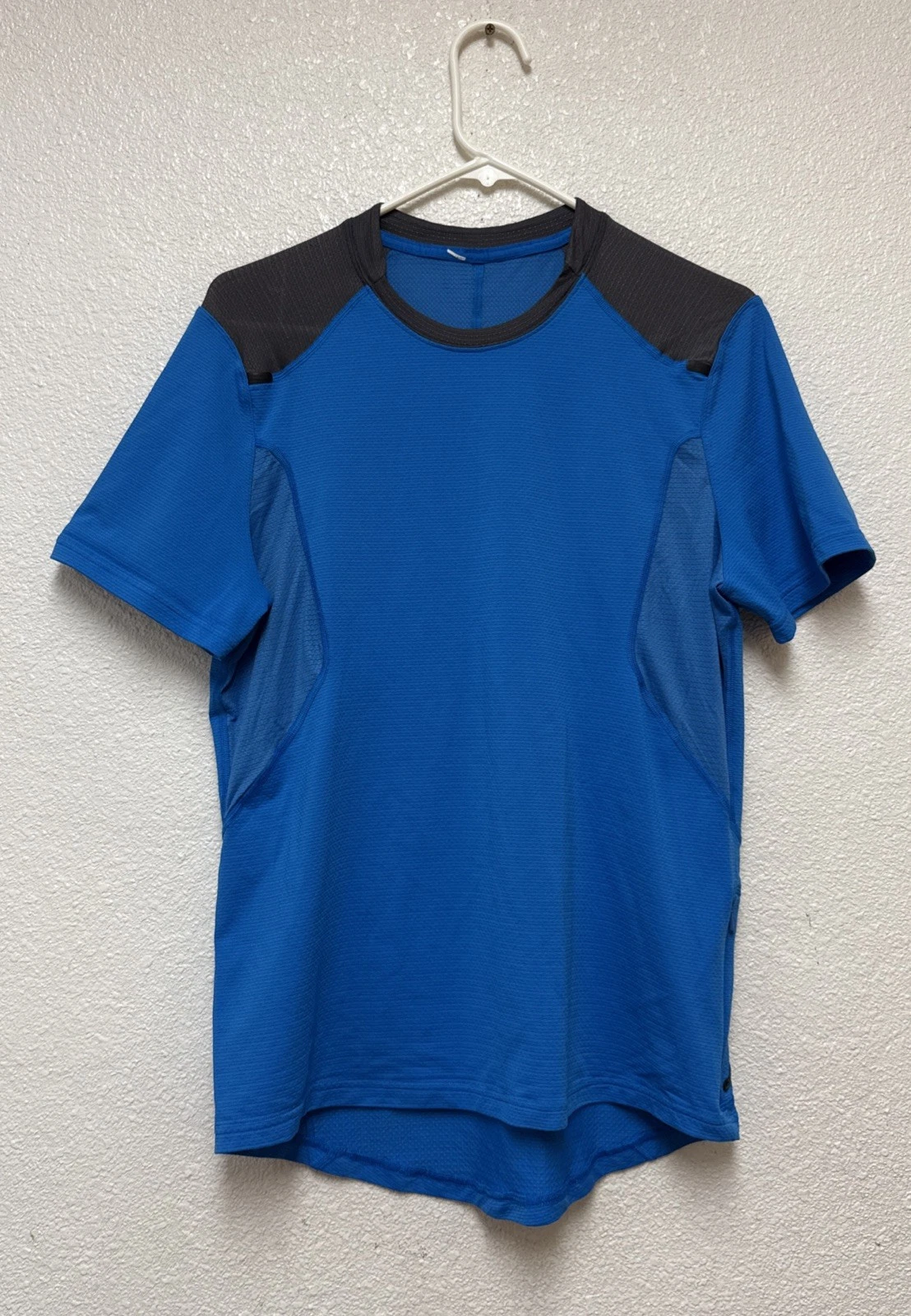 LULULEMON MEN'S RUN VENT S/S Blue TEE Running Training Reflective Sz M