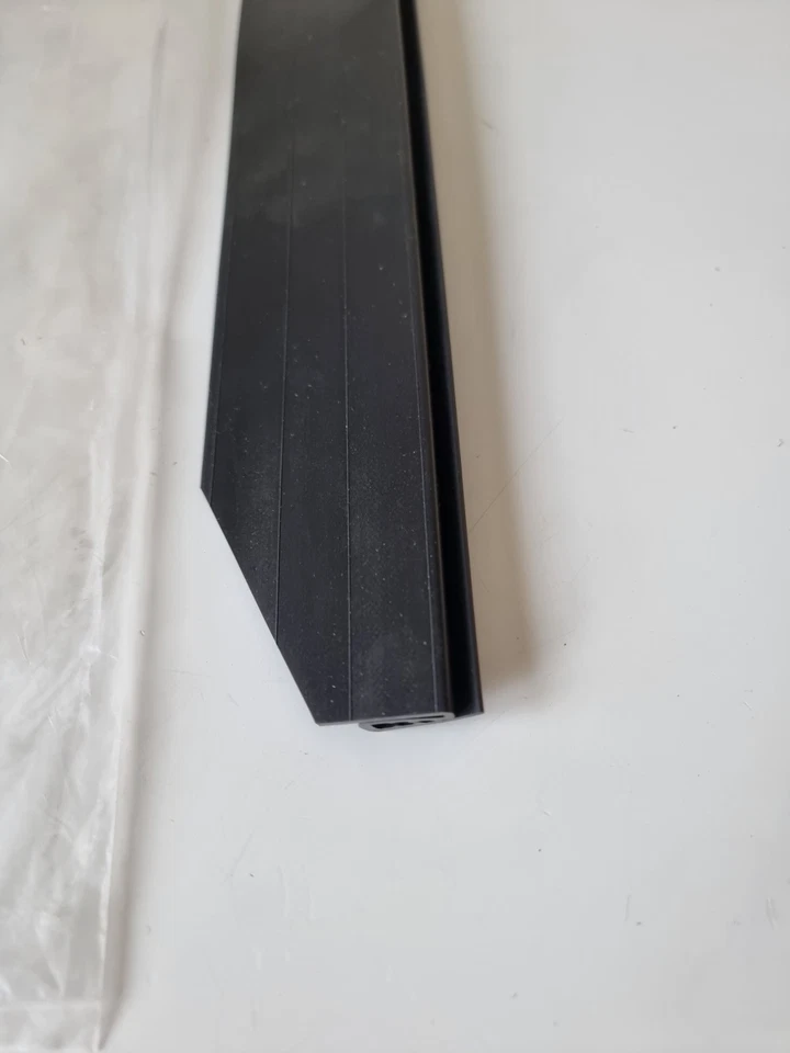 Genuine Toyota 4runner 90-95 Back Window Regulator Track Channel | 69971-35020 - Image 2 of 4