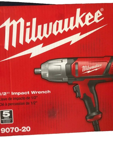 Milwaukee 2555-22 M12 Fuel Stubby 1/2" Impact Wrench Kit – Compact Powerhouse For Tight Spots