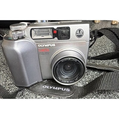 Olympus CAMEDIA C-4000 Zoom 4MP 3x Optical Zoom Silver 1.8in USB Camera