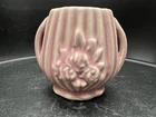 1940'S NELSON MCCOY POTTERY PINK GLAZE MINIATURE FLOWER BASKET VASE