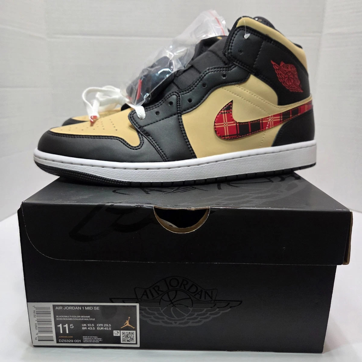 Mens Jordan 1 Mid Multicolor Shoe Size 11.5 Men main image 2