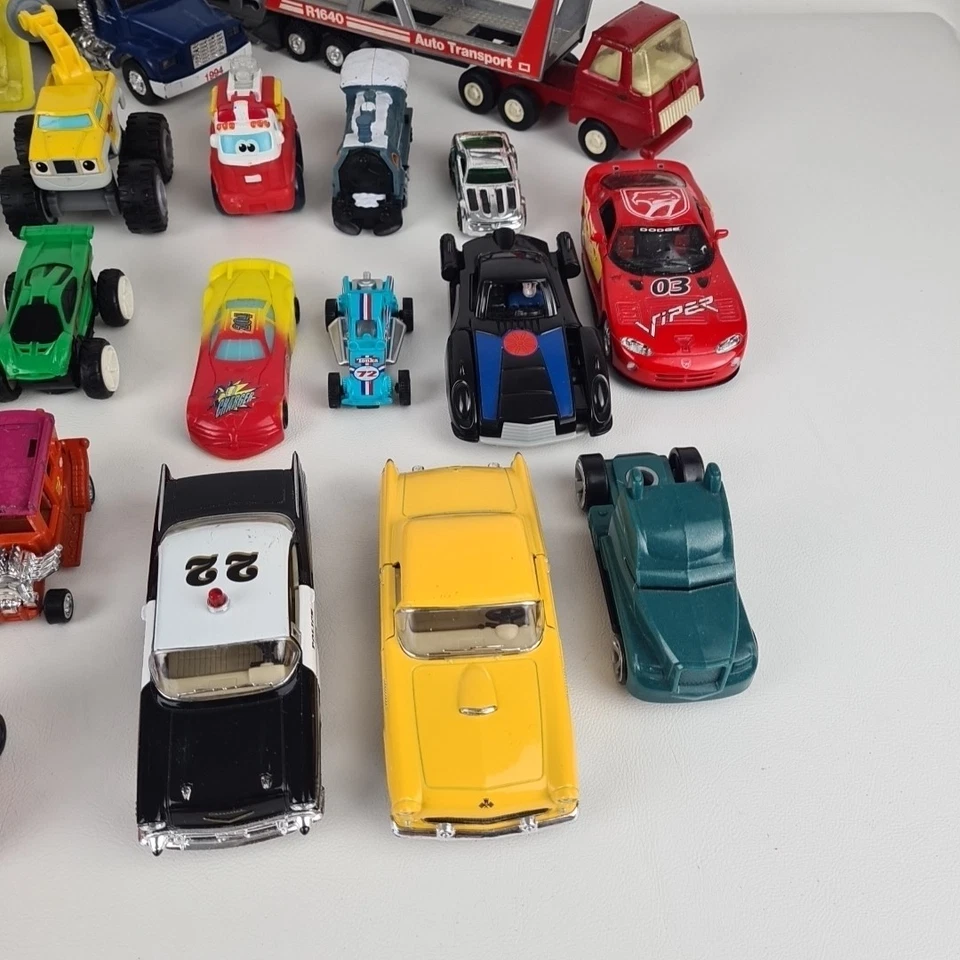 🚨 Lot Tonka, Hotweels, Matchbox, Disney  Mixed Brands Diecast And Plastic T27 - Image 2 of 4