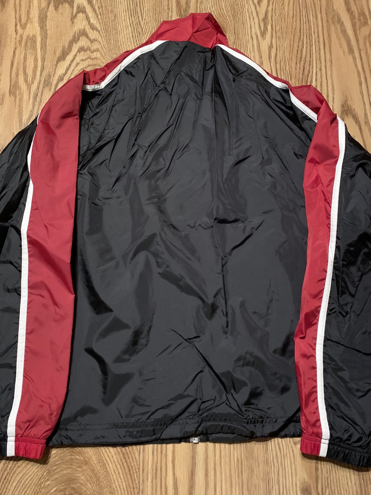 FILA Giacca giacca a vento leggera donna donna L nero e rosso con regolazione in vita usata in ottime condizioni