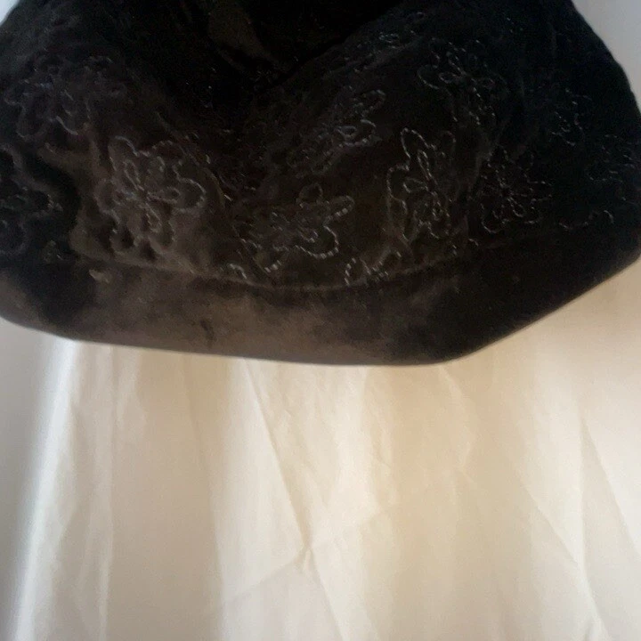 Antiguo Monedero Azul Marino Y2K Terciopelo Negro, Terciopelo Con Costuras Bordadas Azules Foto 4 de 4