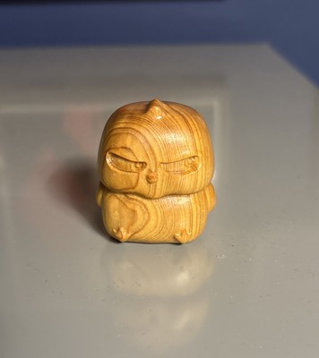 Kleine Mini Tier Statue Holz handgeschnitzt bezaubernd Küken niedliche Holzskulptur
