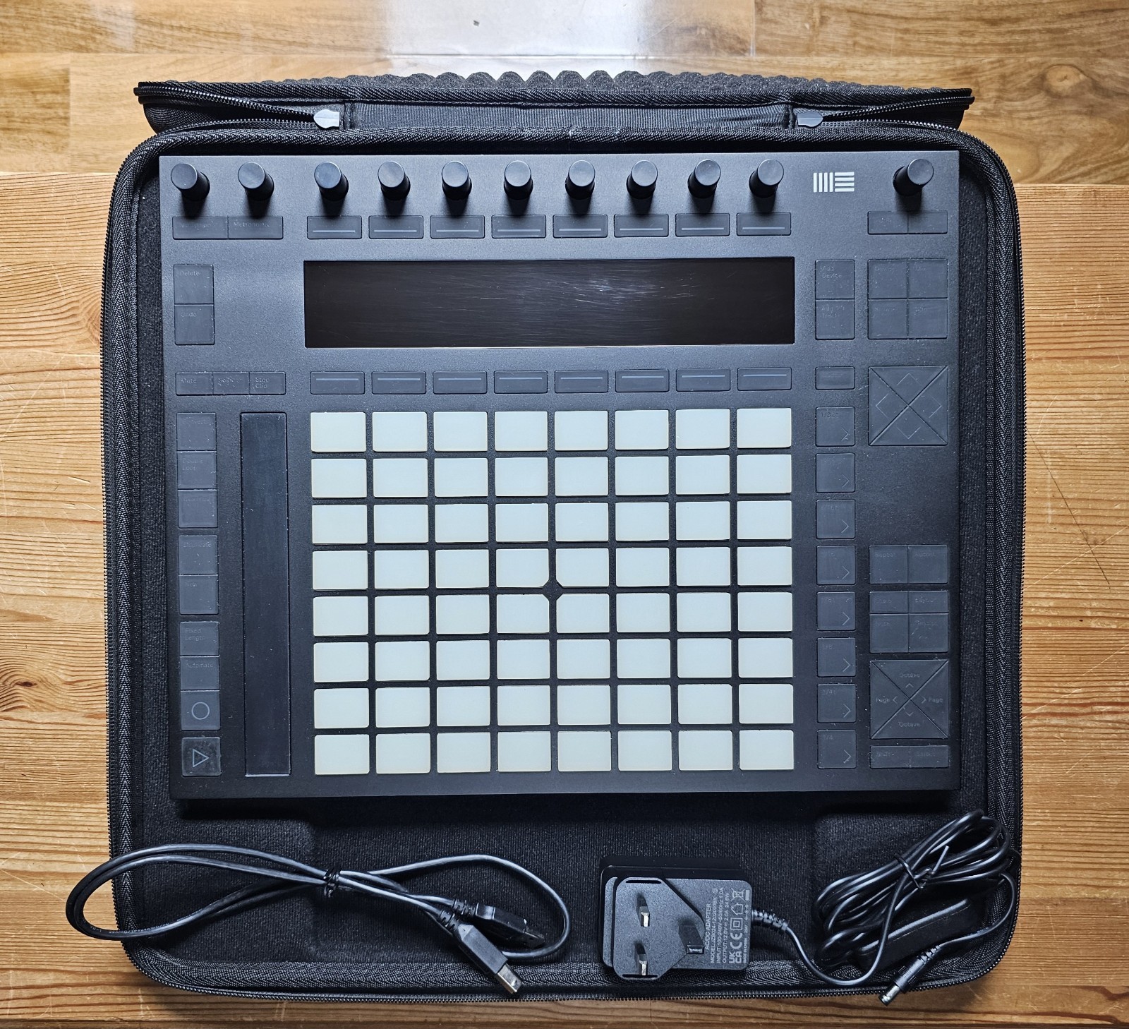 Ableton Push 2 Midi Controller - Excellent Condition With travel case ...