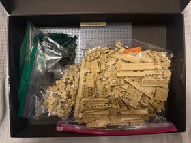 LEGO ARCHITECTURE - FALLINGWATER 21005 COMPLETE, CREASED BOX, NO MANUAL