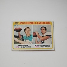 1978 Topps Football 1977 Passing Leaders #331 Roger Staubach HOF/ Bob Griese HOF