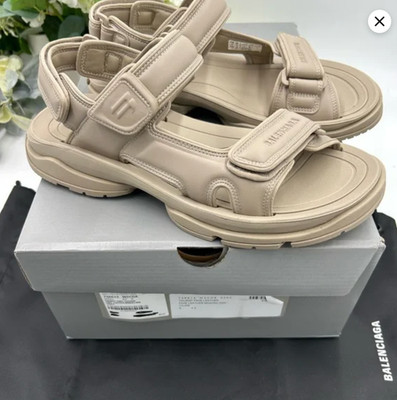 MENS BALENCIAGA BRAND NEW- AUTHENTIC TOURSIT SPORT SANDAL KHAKI/NUDE SIZE 9