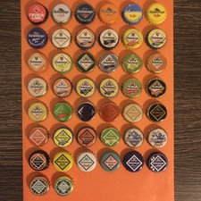 44 unterschiedl.  Kronkorken von Hachenburger / Westerwald / FRISCHLING DABEI! 