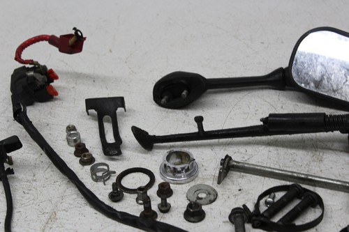2008 Yamaha YZF R6S PARTS AND HARDWARE NUTS BOLTS - Picture 9 of 11