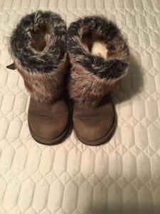 ebay ugg boots size 4