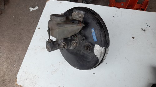 Mercedes Benz W124 Bremskraftverstärker mit Hauptbremszylinder Schaltwagen