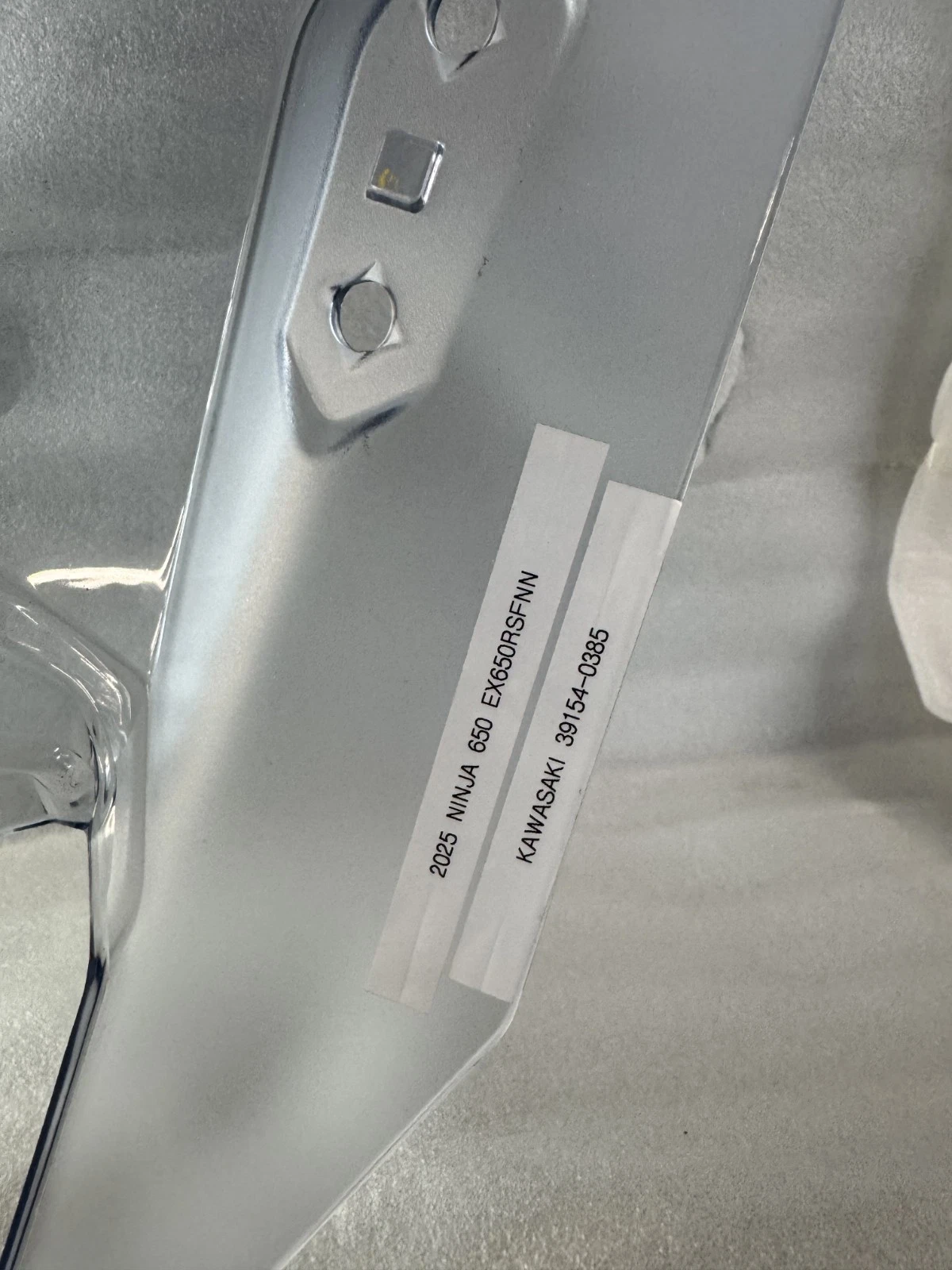 39154-0385 | KAWASAKI | NINJA 650 WINDSHIELD