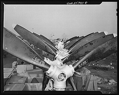 Aircraft Propeller Maintenance 1940s Airfield Aeronautics Spare Blades