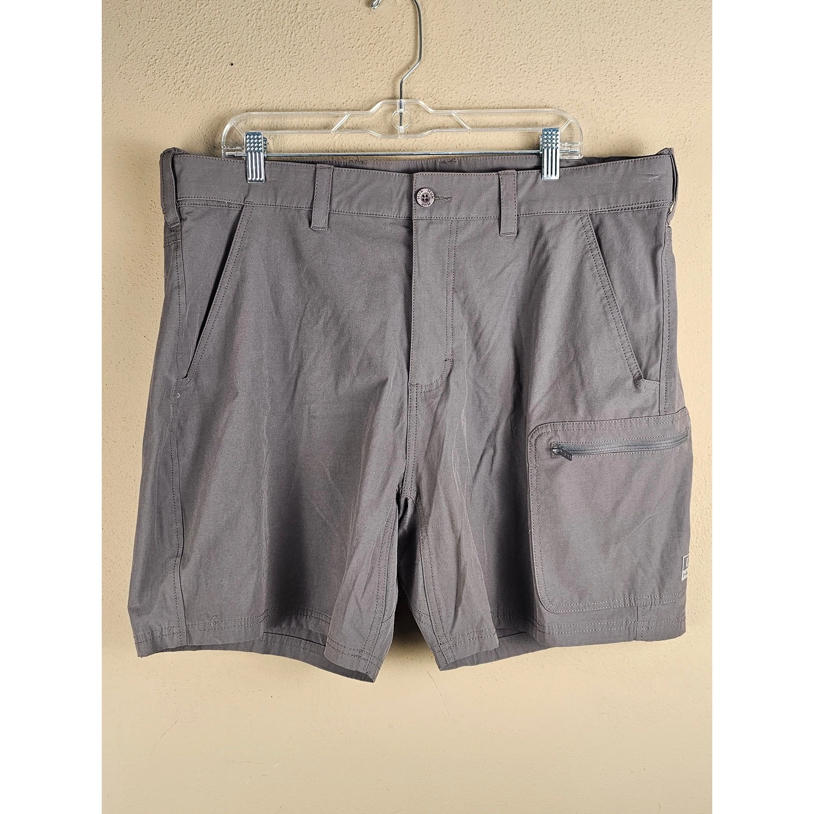 Huk Mens Gray Next Level 7 Fishing Shorts XXL