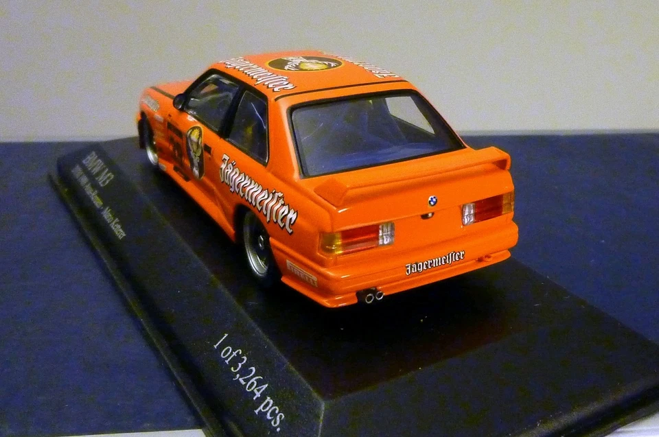 Minichamps 1:43 - BMW M3 DTM 1988 - Avus-Rennen M. Ketterer "Jagermeister" - Immagine 4 di 4