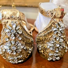 NEW Gianni Bini Women's Gold Snakeskin and Jeweled Rhinestone Sandals Size 10M