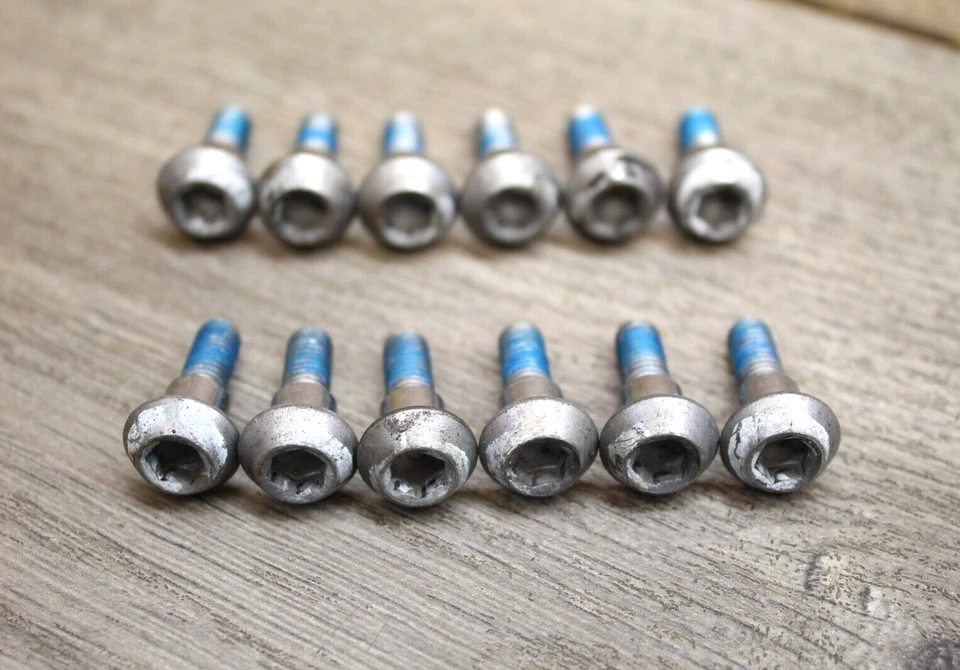 Комплект болтов суппорта переднего тормоза 08 2008 Suzuki GSXR 600 GSXR600 - Изображение 2 из 3