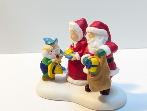 Reparto 56 Villaggio Polo Nord - Regali di Babbo Natale e Signora Claus - Foto 4 di 7