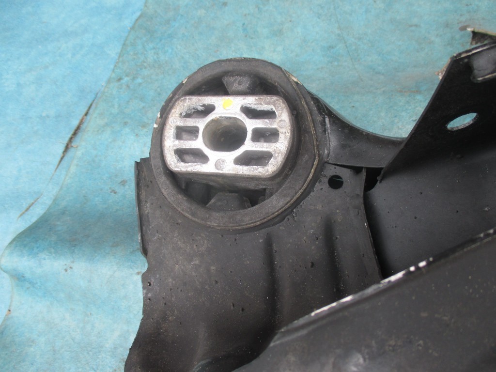 Bentley  Gt Gtc Flying Spur engine cradle cross member subframe #4648 