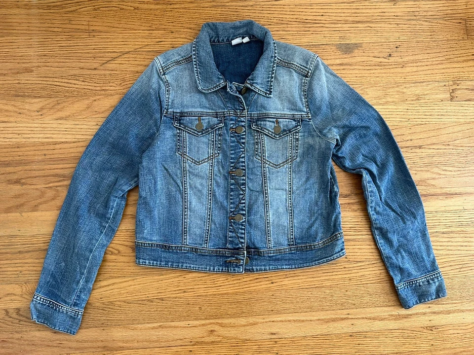 BP Nordstrom Womens sz L Blue light weight Denim Jeans Jacket - Image 4 of 4