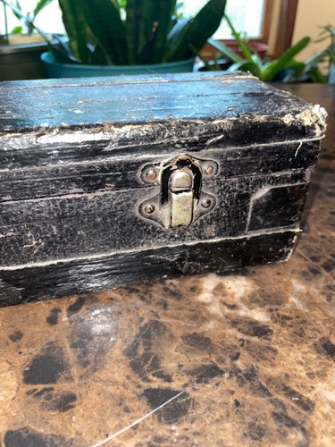 Vintage MADELON Bb Clarinet Metal with original protective Case (PLAYS!) - Picture 10 of 12