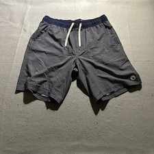 Vuori 9  Kore Shorts Lined Men  s Medium Activewear Gray Blue Stripes