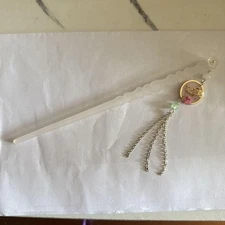 White Hairpin with Flower and Chain Decor, 15cm Wavy Design, Plastic  Duty Paid