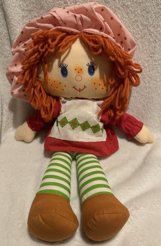 Vintage (1980) Kenner Strawberry Shortcake Rag Doll