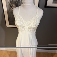 Vintage Gossard Artemis White Full Slip Dress Lace Trim Lingerie 34 USA Made