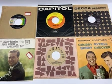 Vintage 45 RPM Records Lot – Patsy Cline, Beach Boys, Ray Charles, Marty Robbins