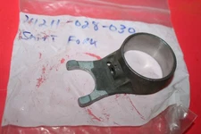 NOS GENUINE Honda CT90 S90 Sport 90 Right Gear Shift Fork OEM # 24211-028-030