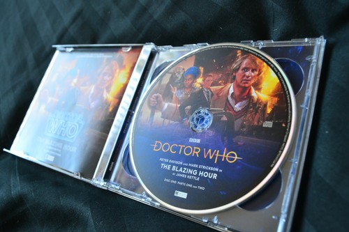 CD Audiobook Doctor Who Big Finish #274 The Blazing Hour - 5th & Turlough 2021 - Picture 4 of 4