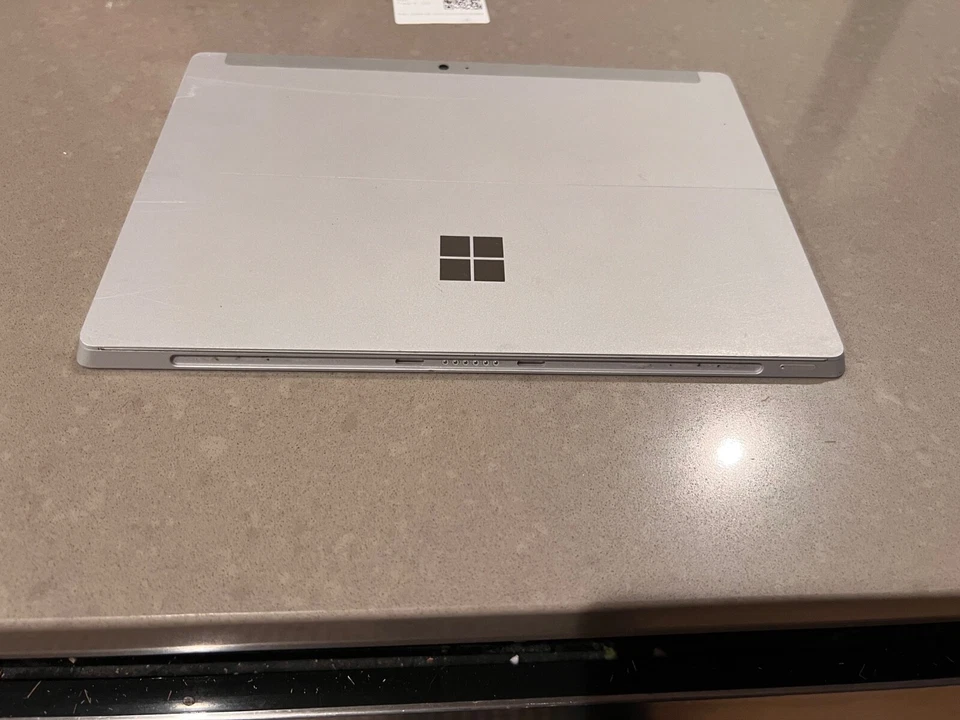 As-is Microsoft Surface 3 (10.8) 1657 (Wi-Fi+4G) Intel x7-Z8700/128GB/4GB/Pro A3 - Image 4 of 4