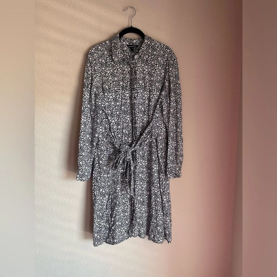 Isabella Oliver Connie Floral Print Maternity Dress - Image 2 of 4